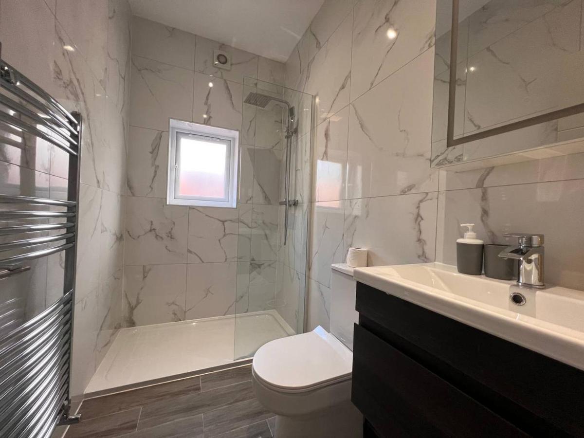 Star London Finchley Road 3-Bed Escape With Garden Apartman Kültér fotó
