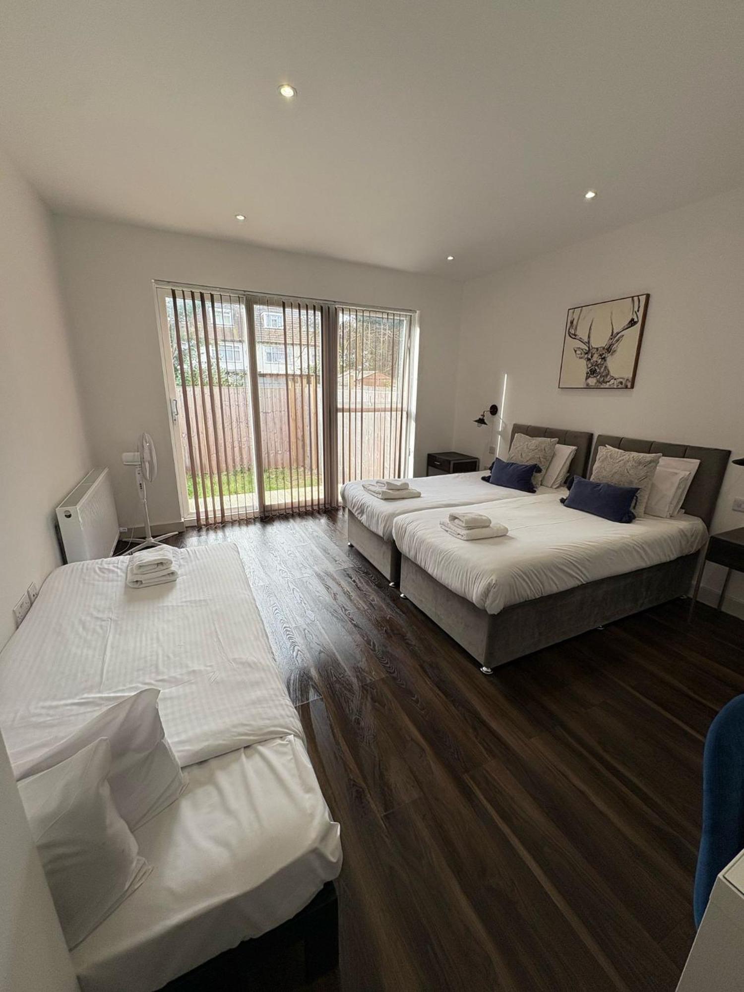Star London Finchley Road 3-Bed Escape With Garden Apartman Kültér fotó